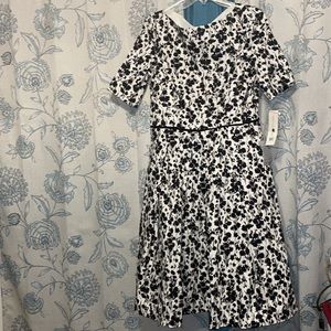 Maggy London Women's White Black Floral Cut Out Back Tea Dress size 12
